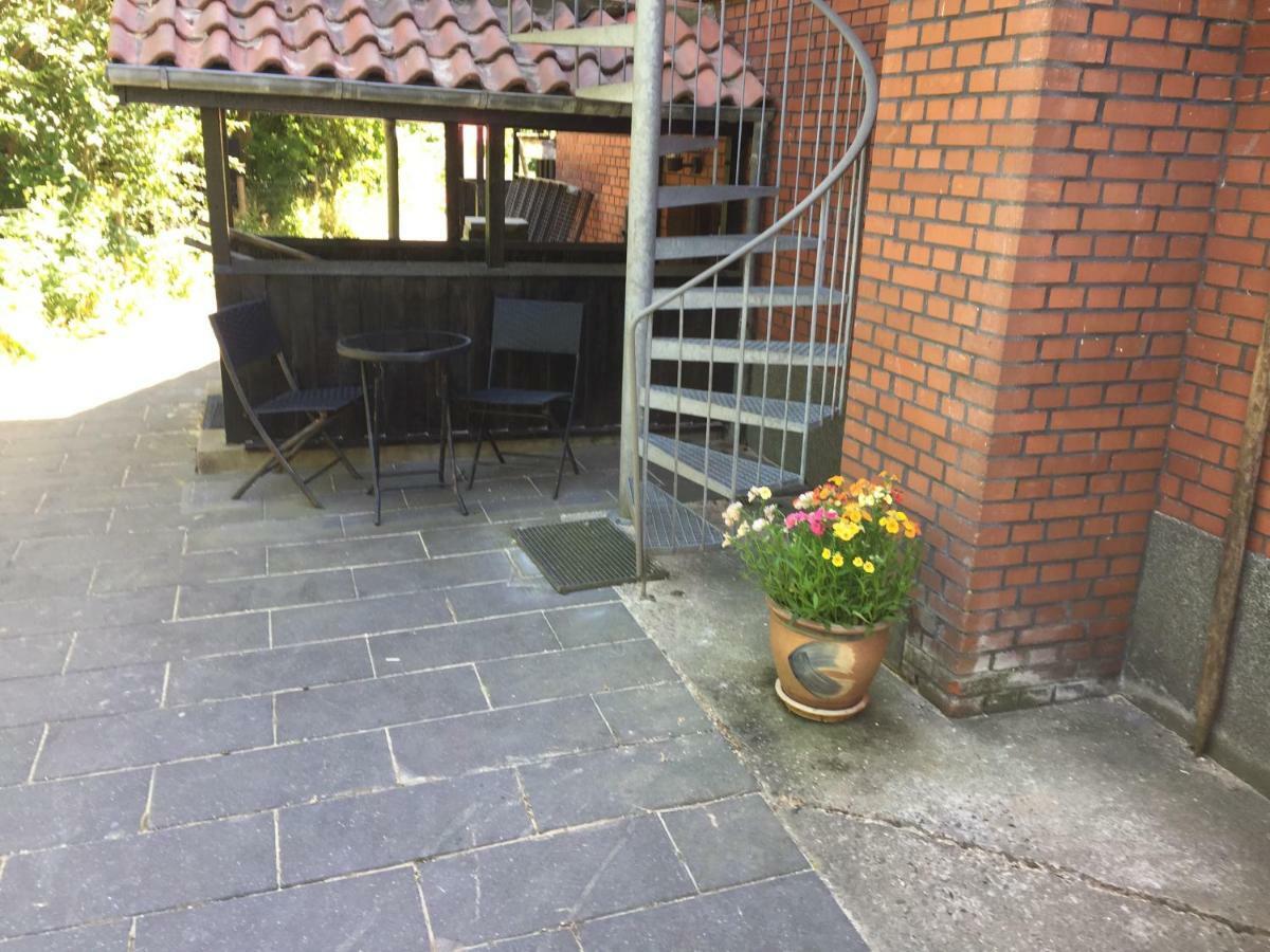 Selvbetjent Lejlighed I Centrum Ved Aen Apartment Ribe Exterior photo